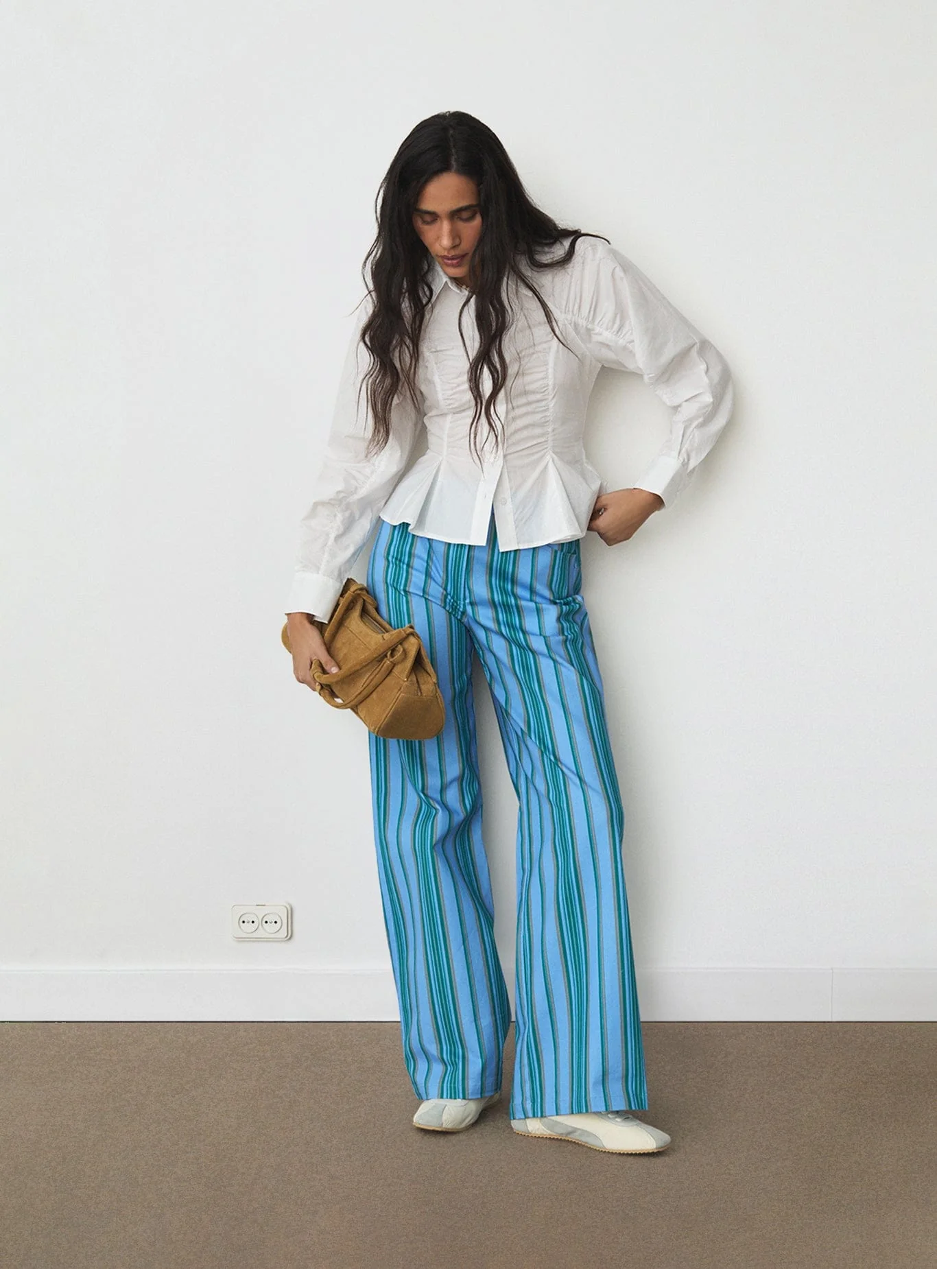 BELLEVILLE WHITE RUCHED SHIRT - Image 4