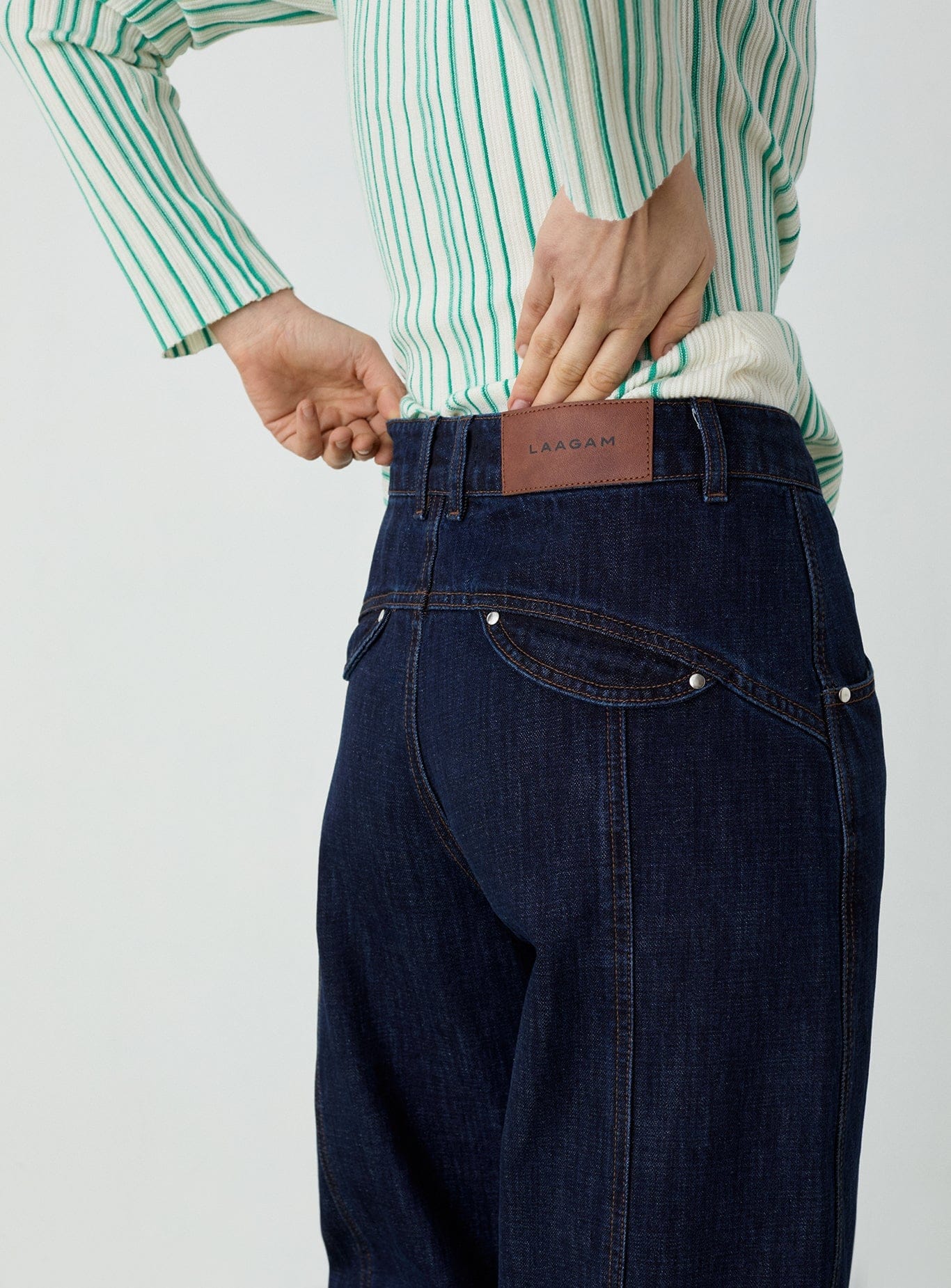 NOHO DENIM BARREL JEANS - Image 3